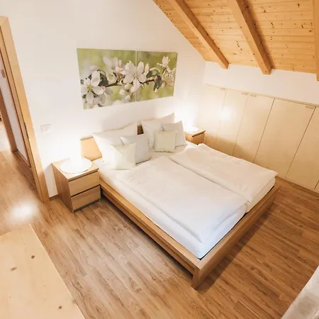 Apartment Weisshaus Caldaro