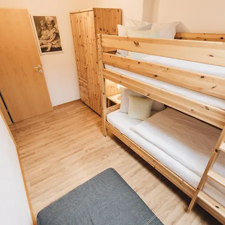 Apartment Weisshaus